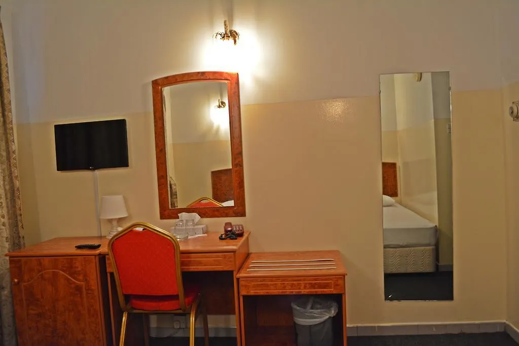 Queen'S Hotel Dubai 2*,  United Arab Emirates